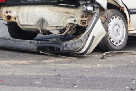 В Мозыре пешеход повредил авто: дама ему посигналила